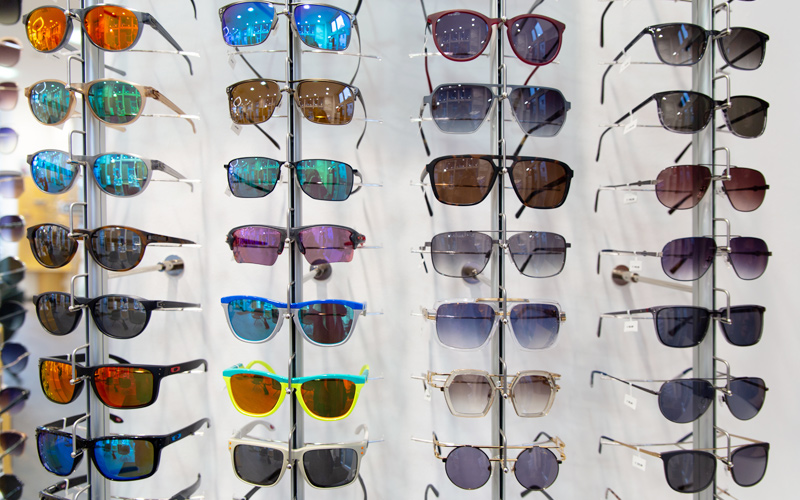 Brillen mit polarisierenden Gläsern